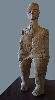 220px-Statue_Aïn_Ghazal_Louvre_AO_14012018_1.jpg